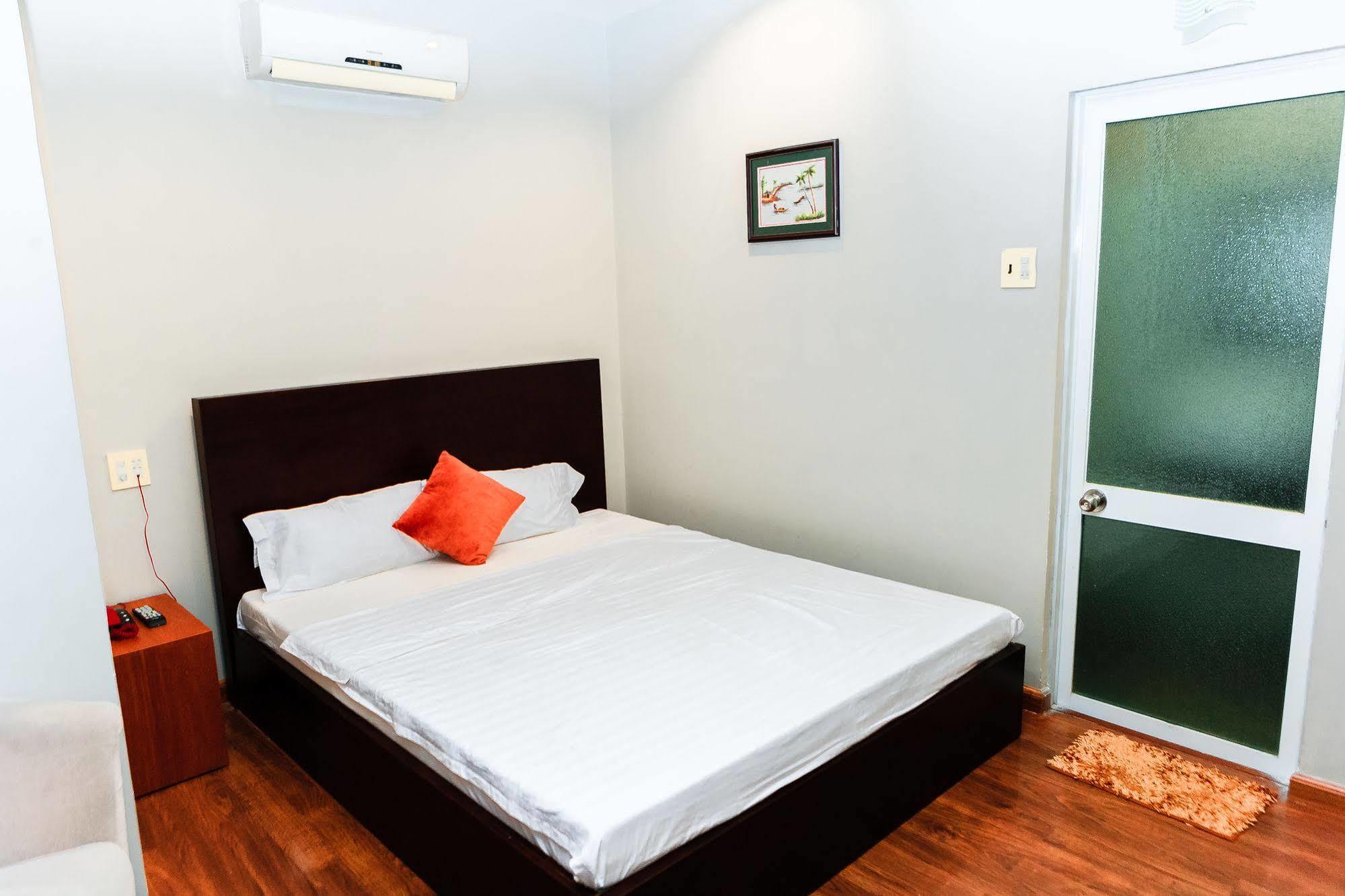 Cosmos Hotel Nha Trang By Ht Ngoại thất bức ảnh