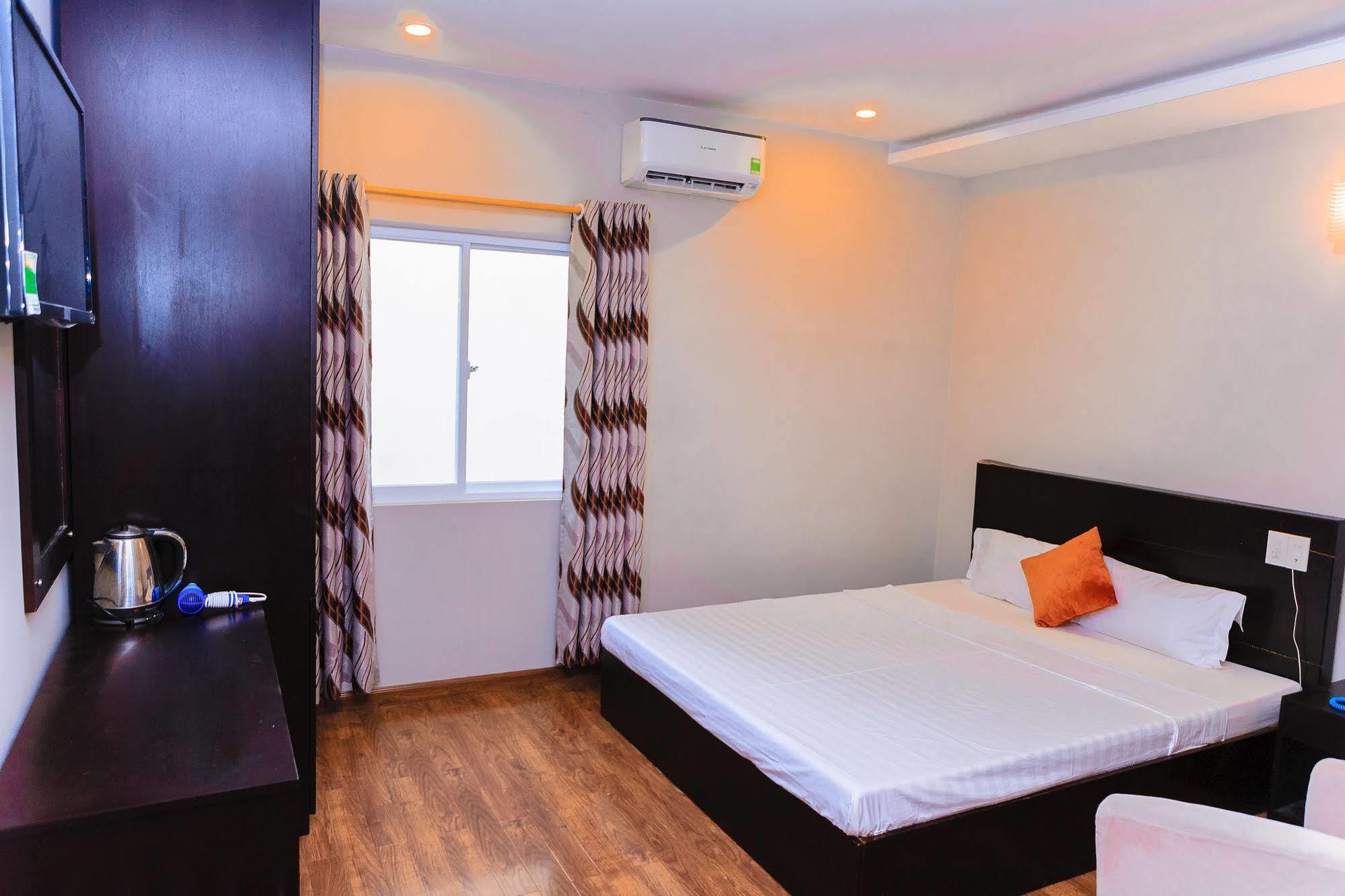 Cosmos Hotel Nha Trang By Ht Ngoại thất bức ảnh